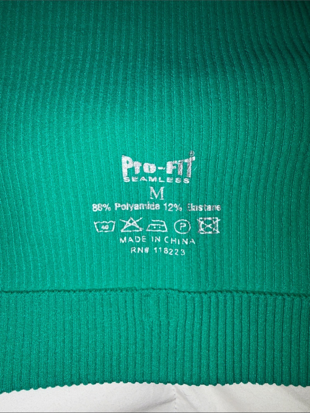 Emerald Ribbed Snap-Front Racerback Crop Top - Picture 4 of 4